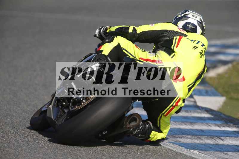 /Archiv-2024/02 29.01.-02.02.2024 Moto Center Thun Jerez/Gruppe schwarz-black/backside